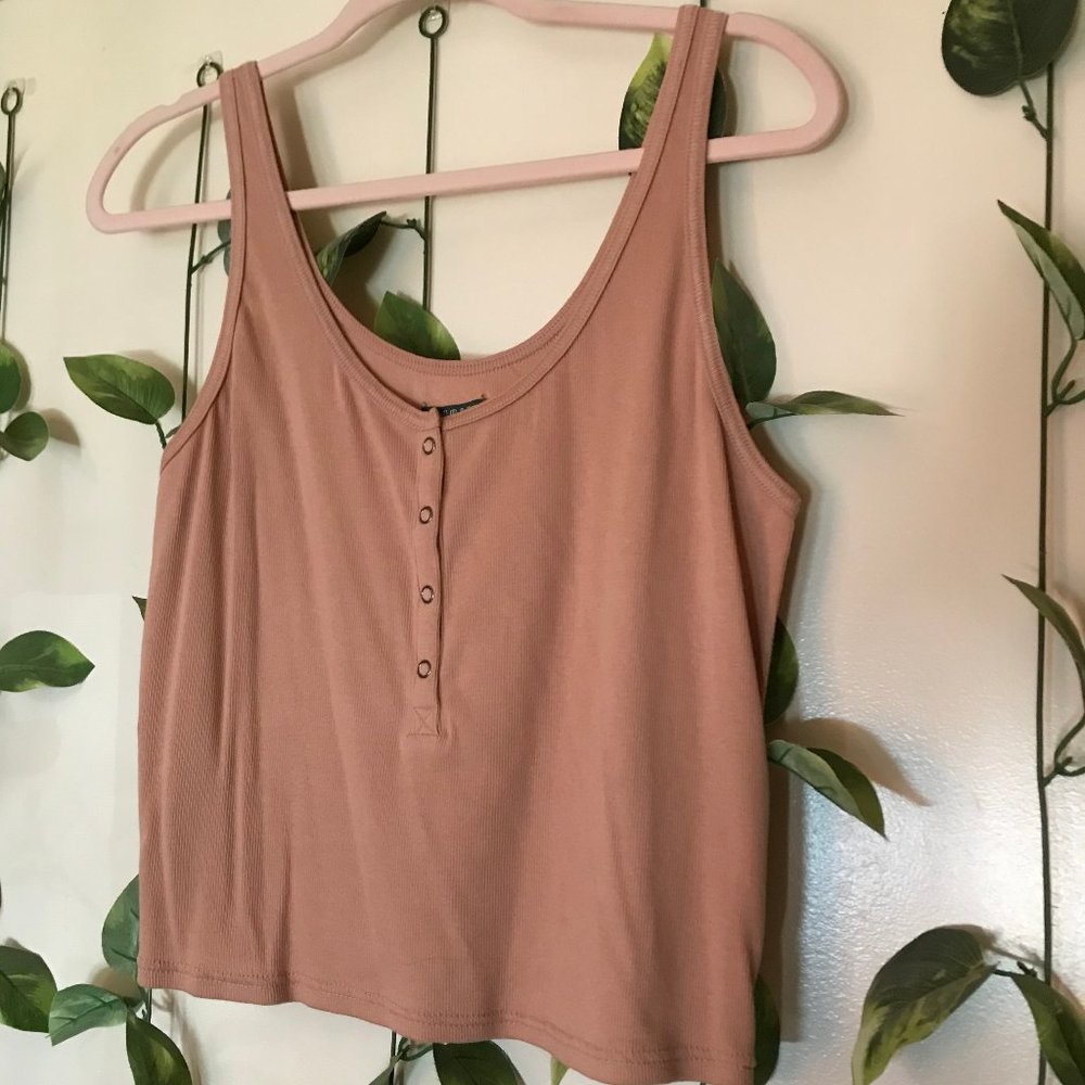 button front tank
